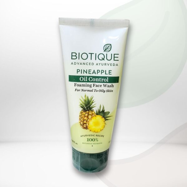 Biotique Advanced Ayurveda Pineapple Oil Control Foaming Face Wash 100 ml