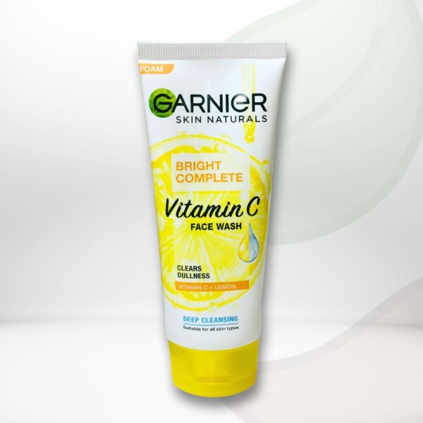 Garnier Skin Naturals Bright Complete Vitamin-C Face Wash 100 gm